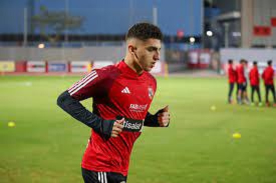 كوكا يواصل برنامجه التاهيلي على هامش مران الأهلي