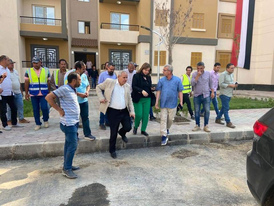 مي عبد الحميد تتفقد مشاريع الإسكان الاجتماعى بمدينة العبور الجديدة