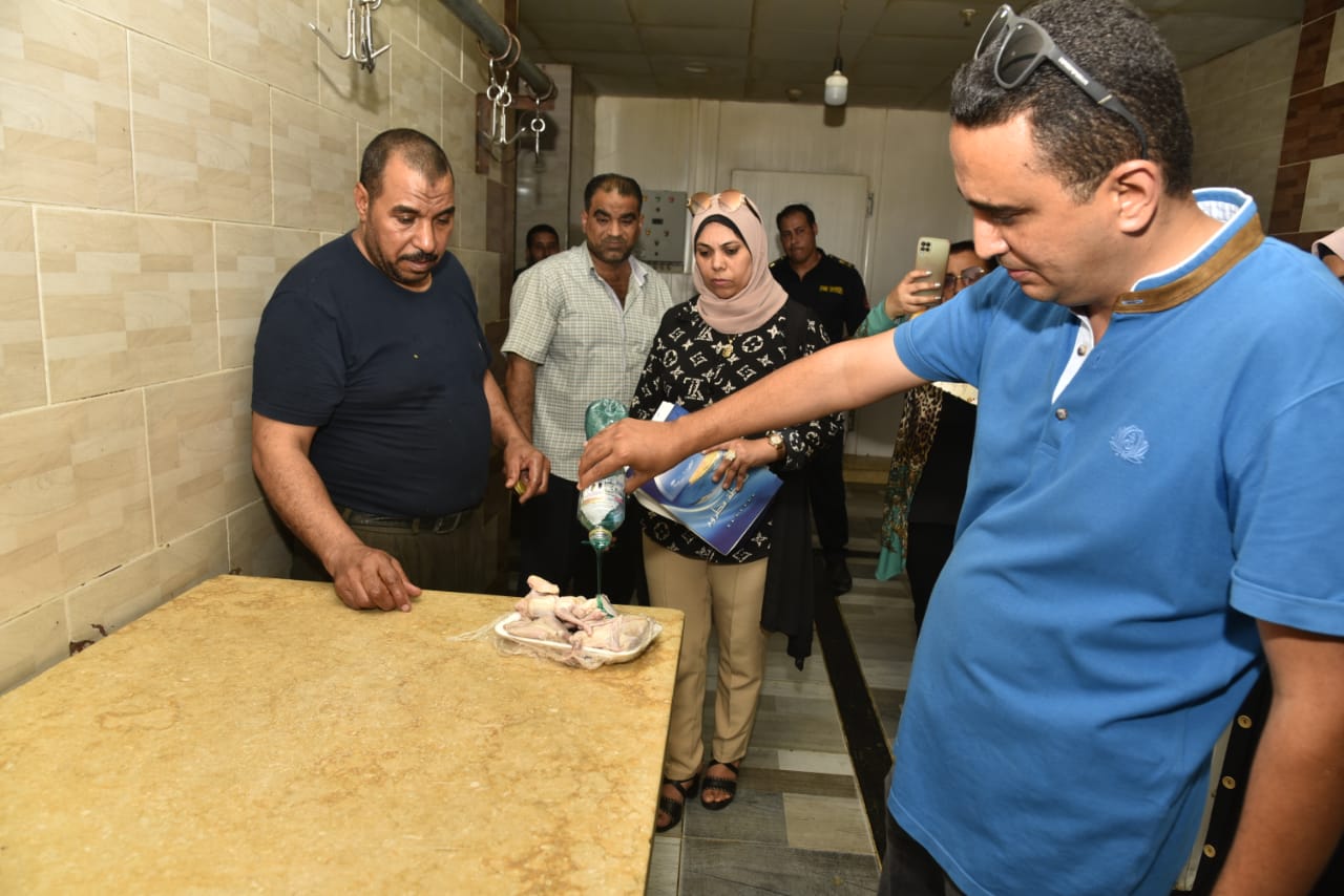 حملات تفتيشية على مطاعم ومحلات مطروح لضبط المخالفات