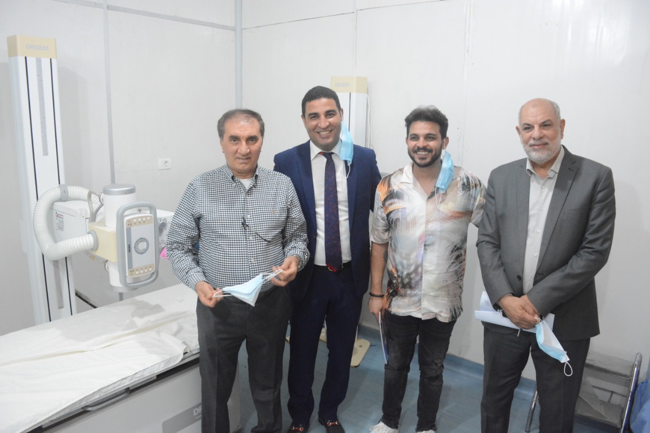 محمد رشاد يدعم مركز أورام الفيوم ويطالب الفنانين بتقديم الدعم النفسى المعنوى.. صور  
