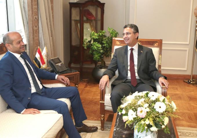 وزير التموين