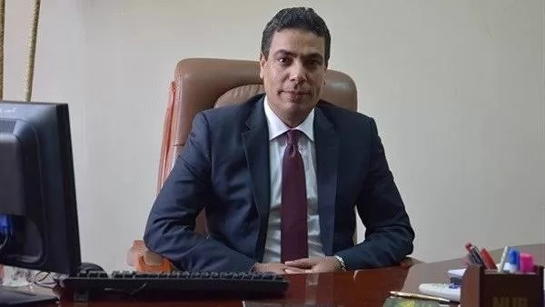 الدكتور عادل عبدالغفار
