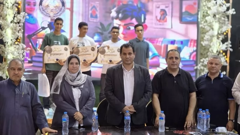 جوهر نبيل,وزير الشباب والرياضة,الدكتور حسام الدين عبد الفتاح,محافظ القليوبية,الدكتور محمد عبد المؤمن,وكيل المديرية للرياضة,أوائل الثانوية العامة والأزهرية,مركز شباب باسوس,القناطر الخيرية,مراكز الشباب,مراكز شباب القليوبية,الشباب والرياضة بالقليوبية,محافظة القليوبية,القليوبية