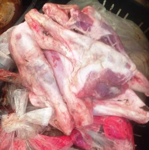 ضبط 2.5 طن لحوم وأسماك غير صالحة للاستهلاك الآدمى بالفيوم.. بالصور