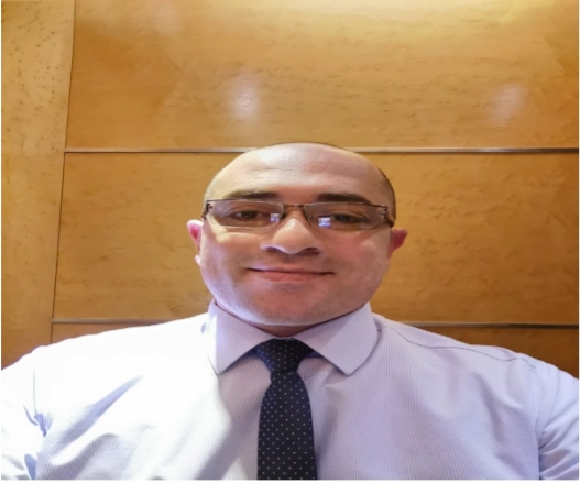 خبير البورصة عمر الحسانين 