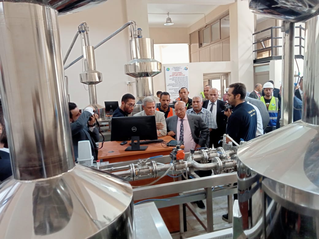 رسلان يزور فرع خدمة العملاء المميكن بمياه القاهرة