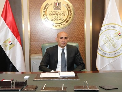 محمد عبد اللطيف وزير التربية والتعليم
