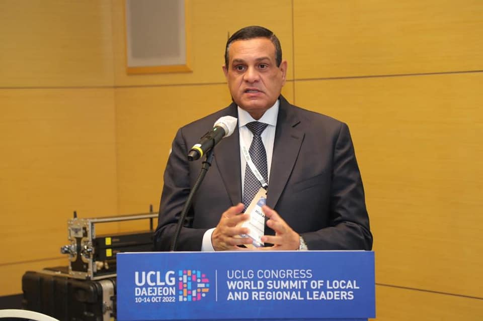 اللواء هشام آمنة وزير التنمية المحلية