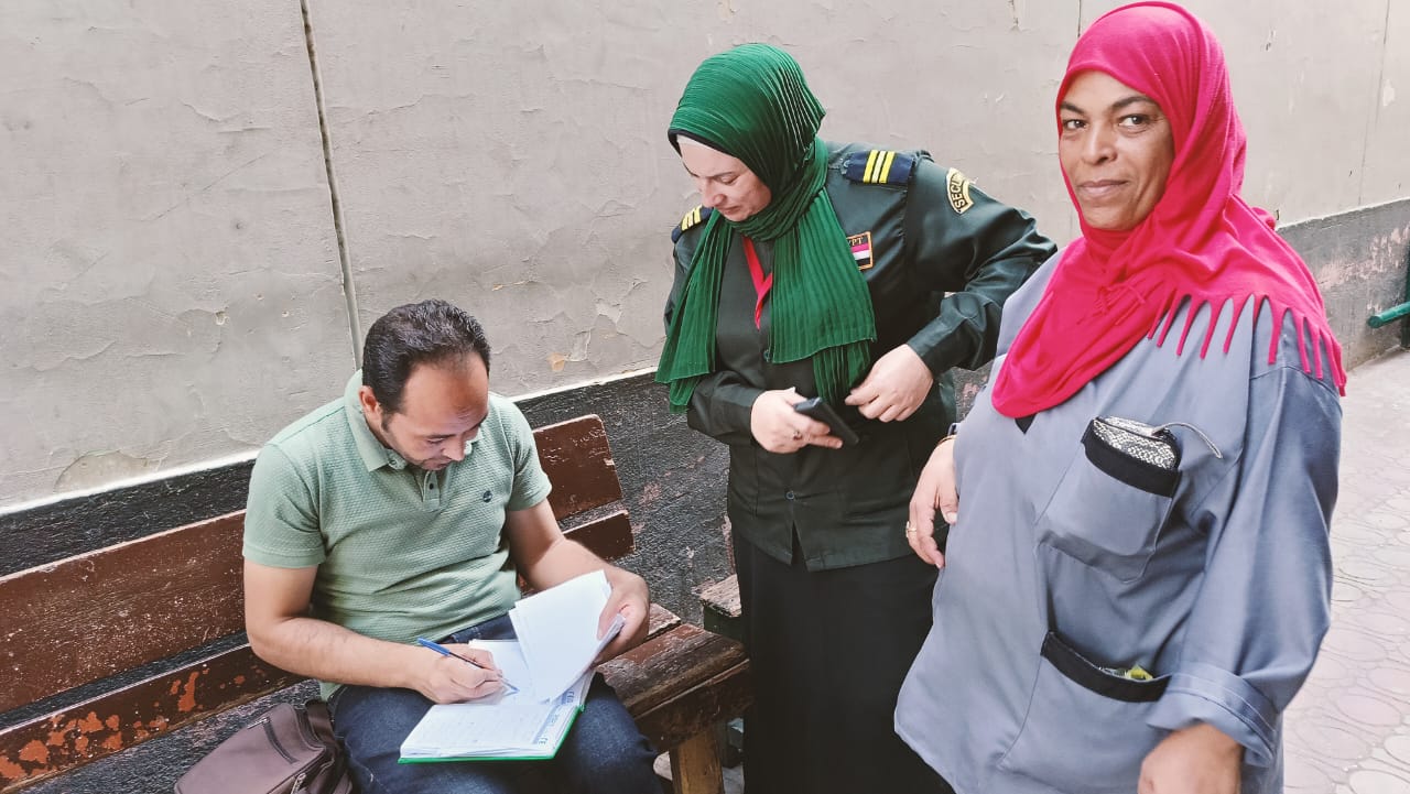 تسجيل وحصر عمالة غير منتظمة جديدة بمواقع عمل بأسيوط 