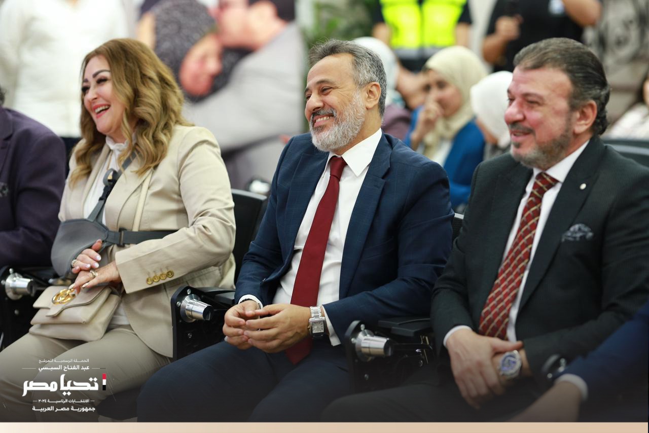 حملة المرشح المحتمل عبدالفتاح السيسي تستقبل وفدا من المهن التمثيل