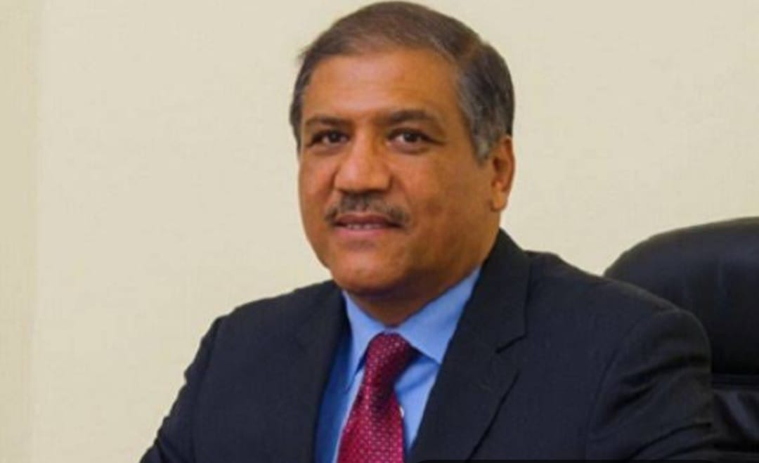 النائب عفت السادات
