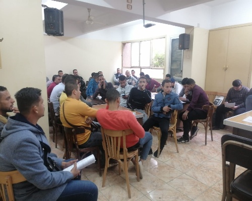 القوى العاملة: تحرير عقود عمل للشباب بأسيوط.. صور