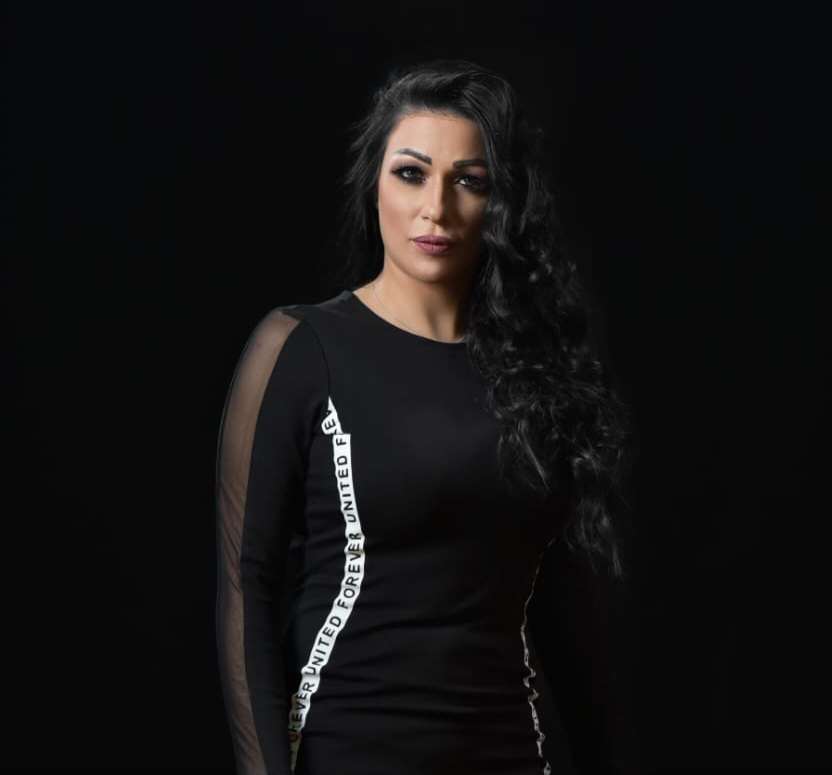  الفنانة اللبنانية ليال عبد الخالق