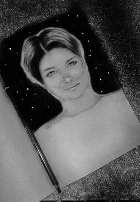 شيرين جمال تعشق الرسم وتتمنى ان تصبح طبيبة ..صور