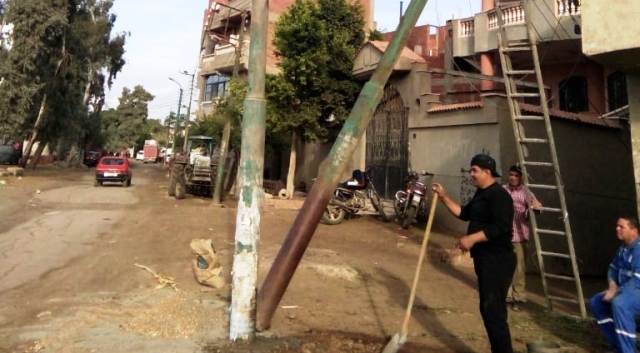 كهرباء القليوبية: زراعة عمود جديد بديل للمتهالك بجمجرة الجديدة ونقل الأسلاك عليه