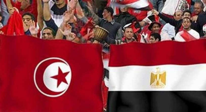 الجماهير المصرية تشعل المدرجات قبل مواجهة تونس.. شاهد