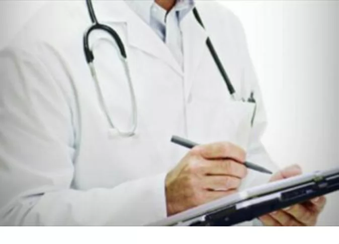 طبيب: لا توجد جرعات آمنة من الكحول 