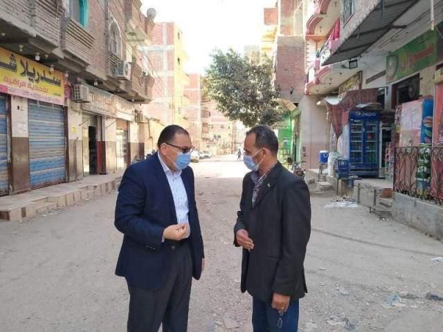 محافظ الشرقية يُفاجئ مدينة القرين ويأمر بتكثيف أعمال النظافة والتجميل ورفع الإشغالات