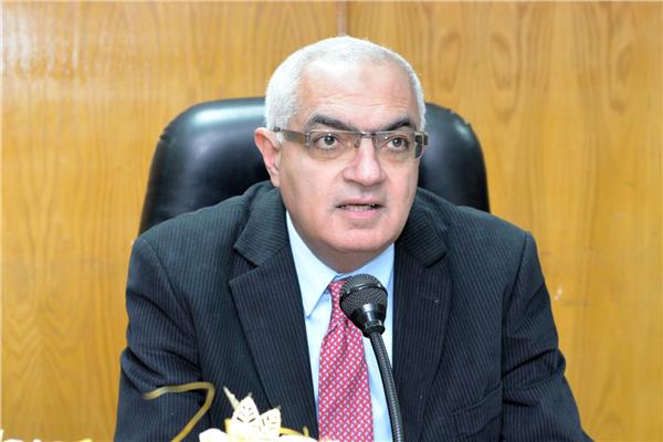 اجازة الجامعات شغل وزيارات ومعسكرات