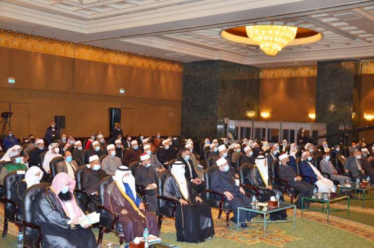 وثيقة ومركز القاهرة لحوار الأديان والثقافات.. منارة إشعاع للتعايش السلمى