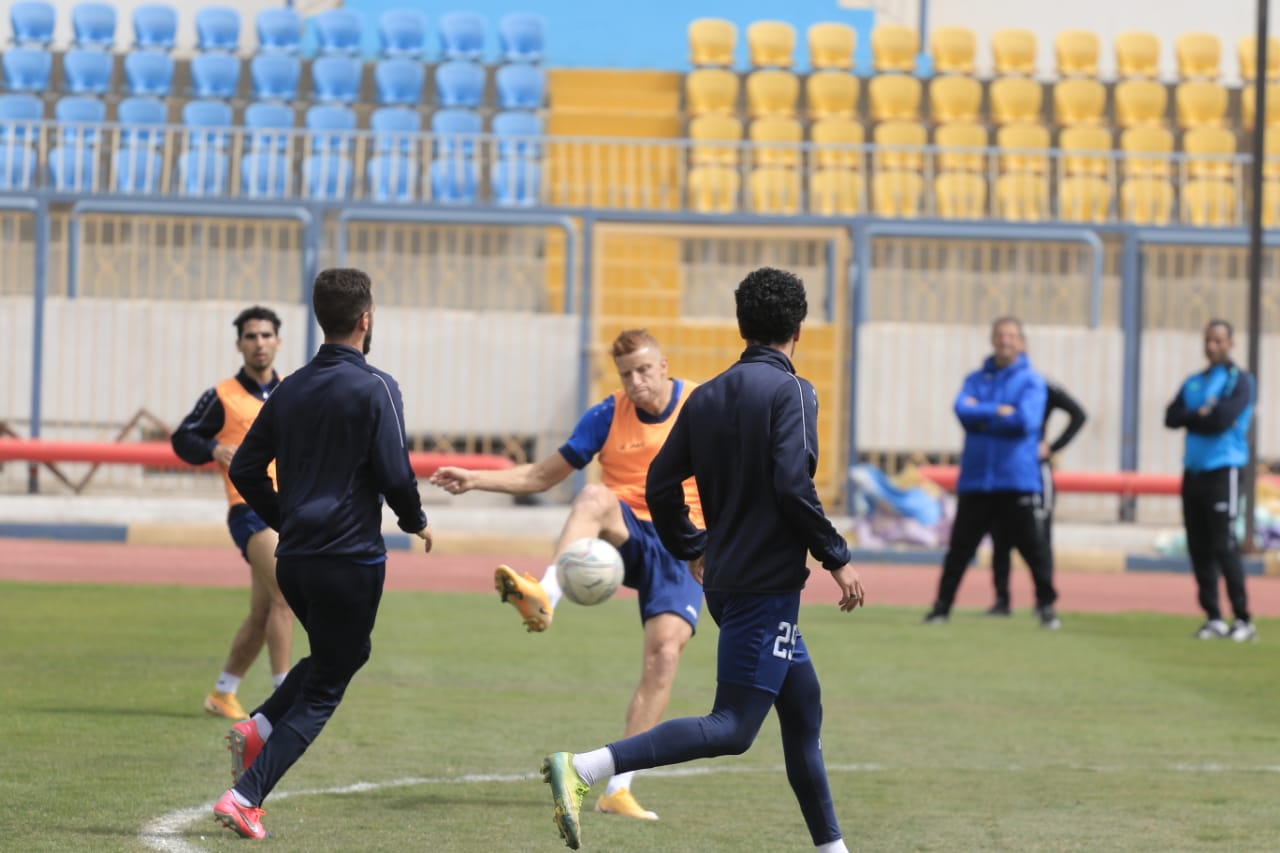 الإسماعيلى يواجه الطلائع فى مباراة الـ ٦ نقاط