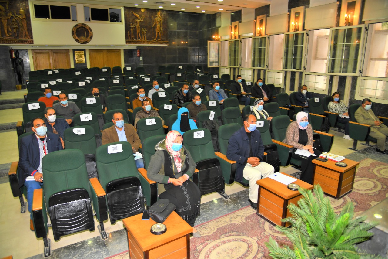محافظ الغربية : تحويل أي موظف متخاذل للنيابة العامة