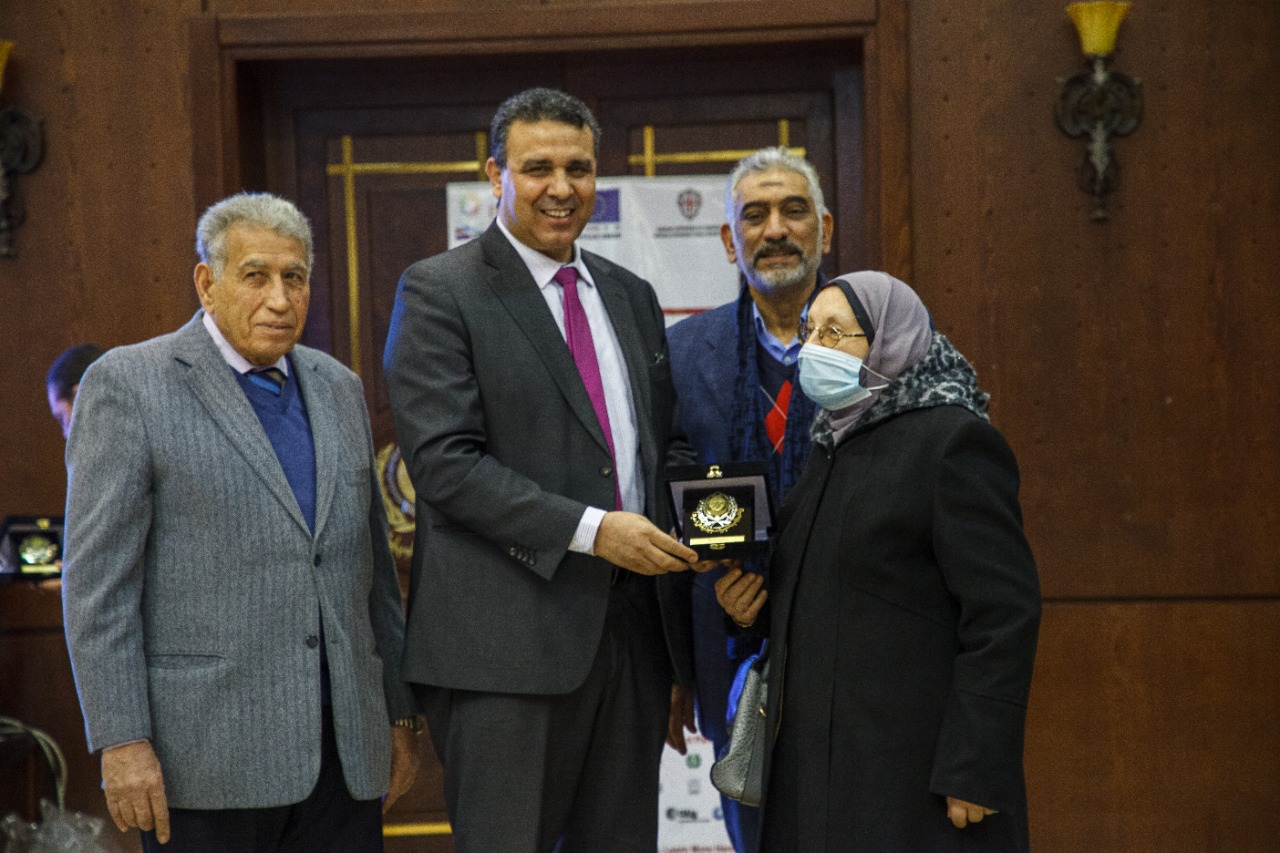 الاكاديمية العربية للعلوم والتكنولوجيا والنقل البحرى تحتفل باليوم العالمي للرياضيات..صور