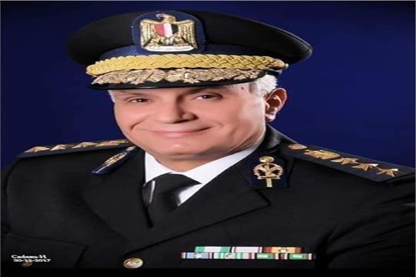 اللواء مؤمن سعيد مدير الإدارة العامة لمرور القاهرة
