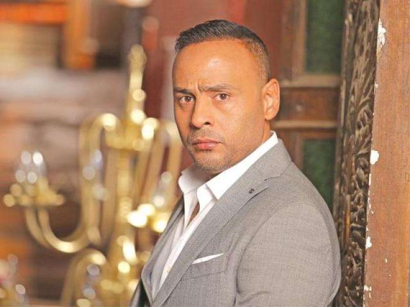 الفنان محمود عبد المغني