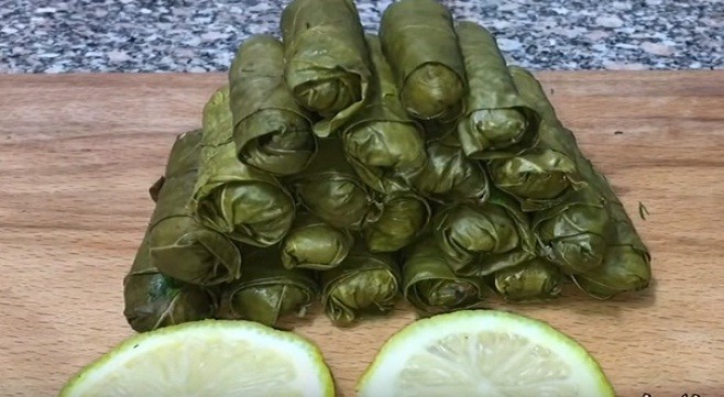 طريقة جديدة للف ورق العنب 