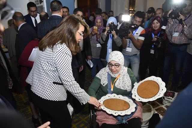 وزيرة التضامن تفتتح معرض الحرف اليدوية