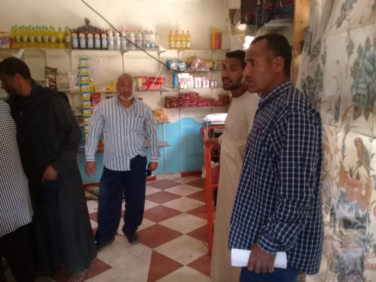 الزينية شمال الأقصر تحرر ١٣ محضر ومخالفة تموينية