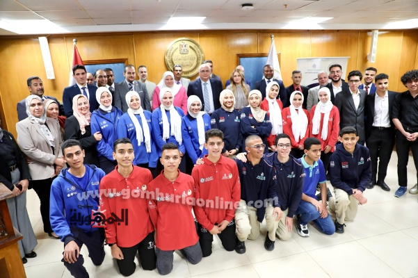 التعليم تكرّم الطلاب المتميزين بمدارس التكنولوجيا التطبيقية