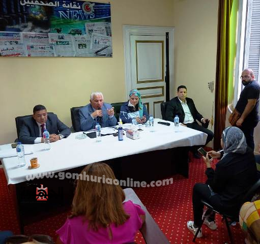 وكيل التربية والتعليم بالإسكندرية فى حواره مع أعضاء نقابة الصحفيين الفرعيه