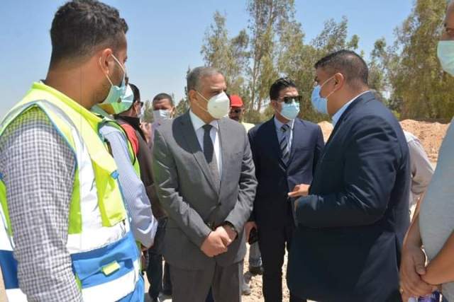 محافظ سوهاج يتابع مشروع 