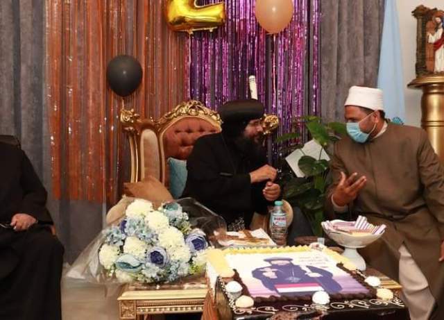 وفد أوقاف البحرالأحمر يقدم التهنئة لنيافه الانبا ايلاريون راعي الكنيسة الأرثوزكسية