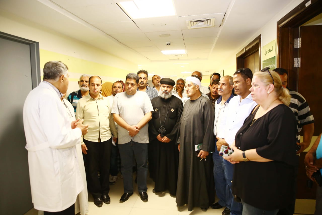  أهالى القرنة ورجال الدين فى زيارة لمستشفى الأورمان لعلاج السرطان بالأقصر