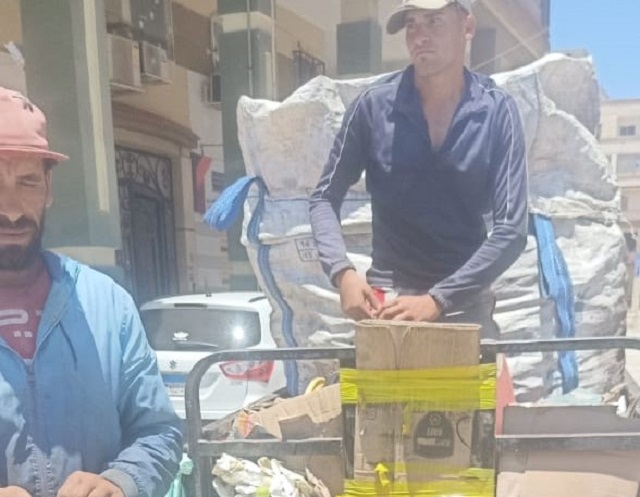جهاز دمياط الجديدة يصادر 5 تكاتك و4 تروكسيلات للنباشين بالتعاون مع الشرطة.. بالصور