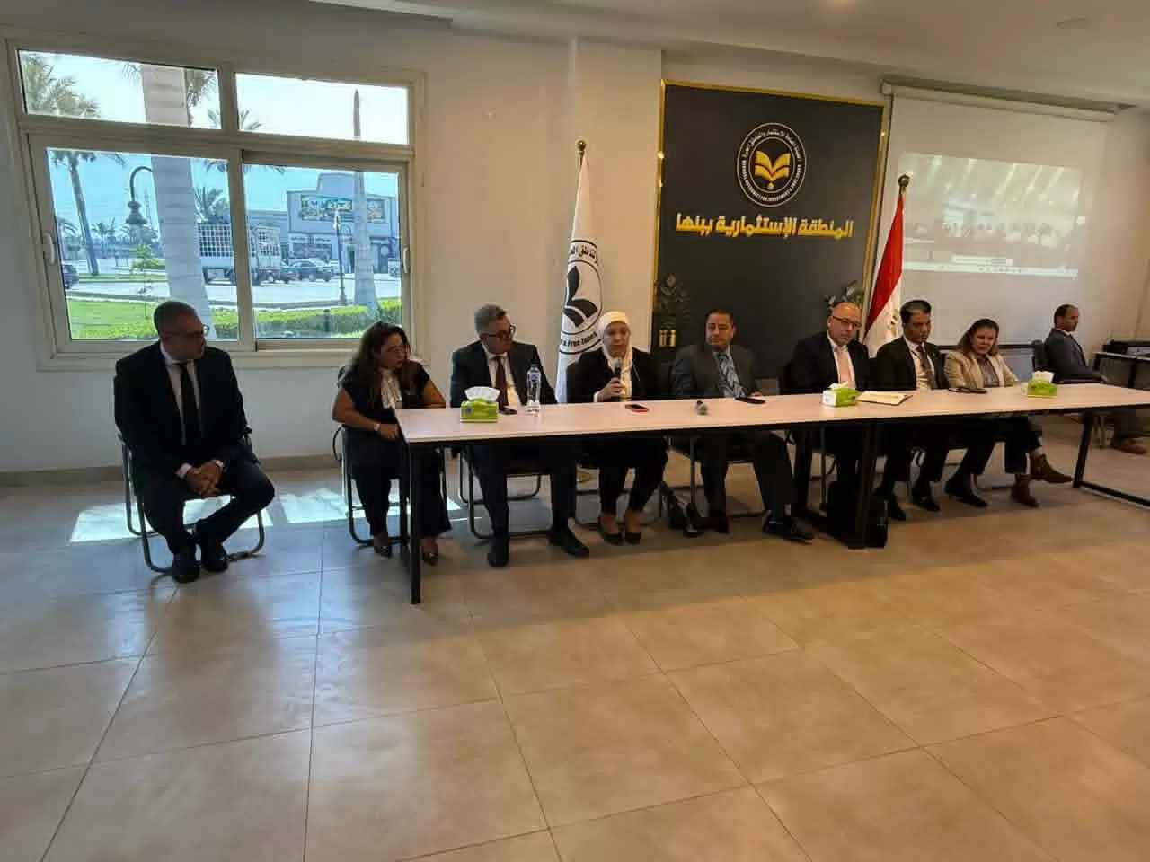 التمثيل التجاري يبحث مع شركات المنطقةالاستثمارية ببنها زيادة الصادارت