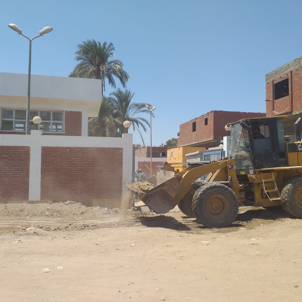 بني سويف تواصل جهودها في مواجهة التعديات ورفع الإشغالات والتجميل