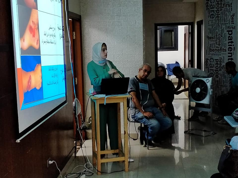الطبيية الإشارة تشرح الأسعافات الأولية