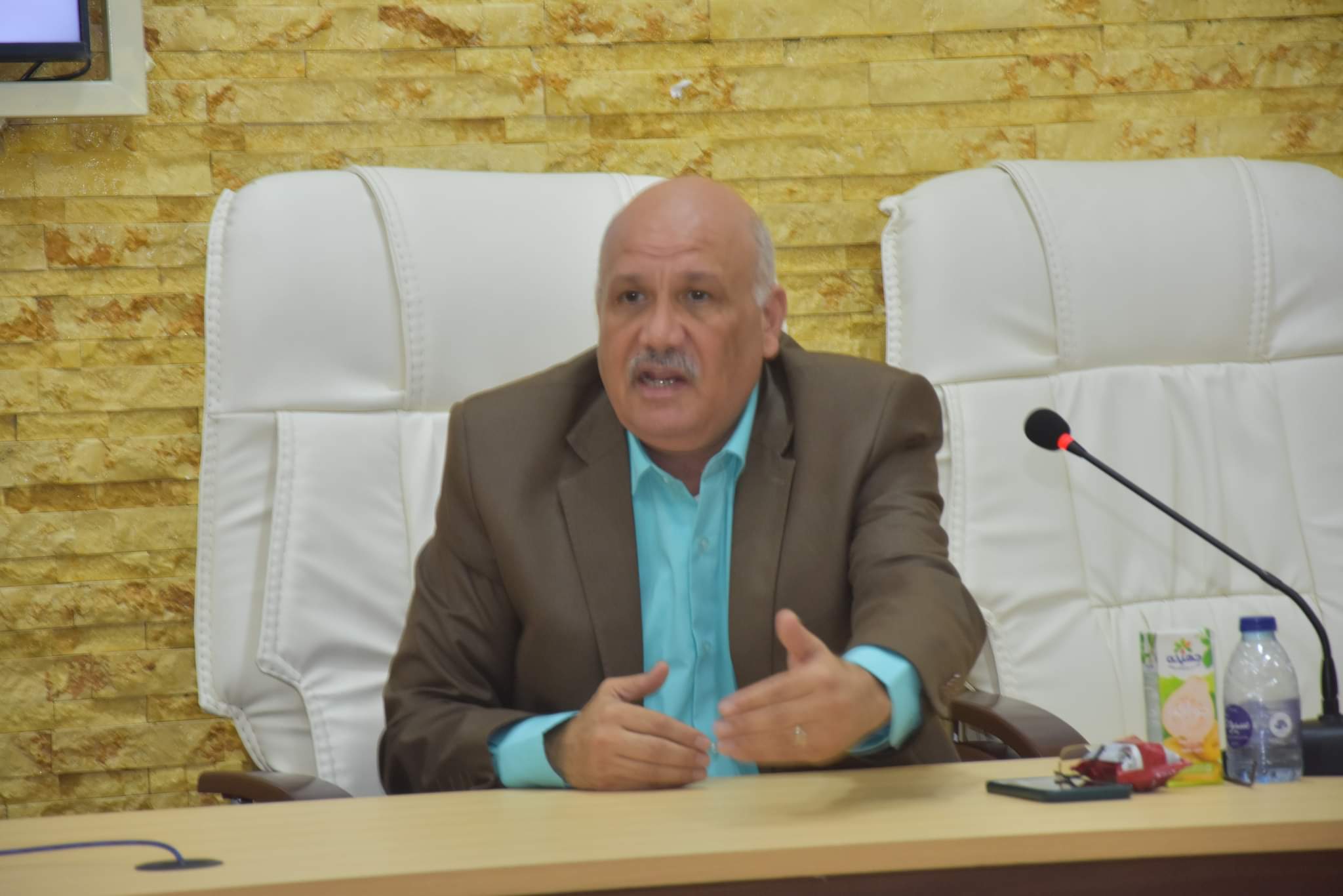 مدير التنمية المستدامة يلتقي مندوبي المجتمعات المحلية لعرض تنفيذ خطة مشروع إيفاد