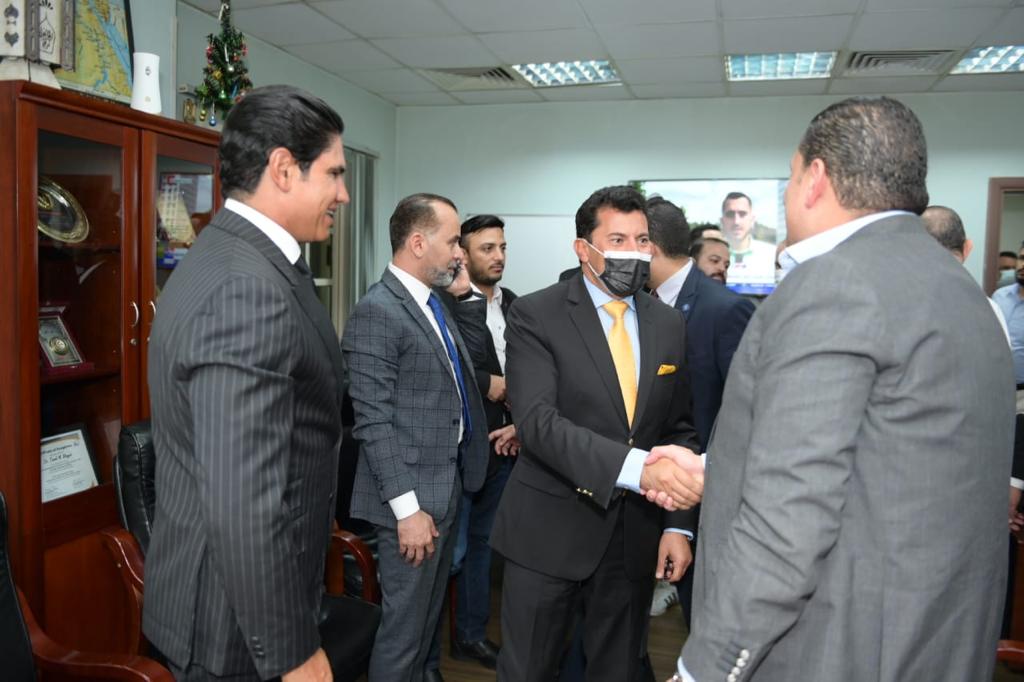 أبو هشيمة يترأس وفدا من حزب الشعب الجمهوري لزيارة مصابي حادث كنيسة إمبابة