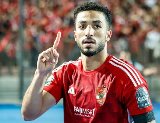 محمد عبد المنعم مدافع الأهلي
