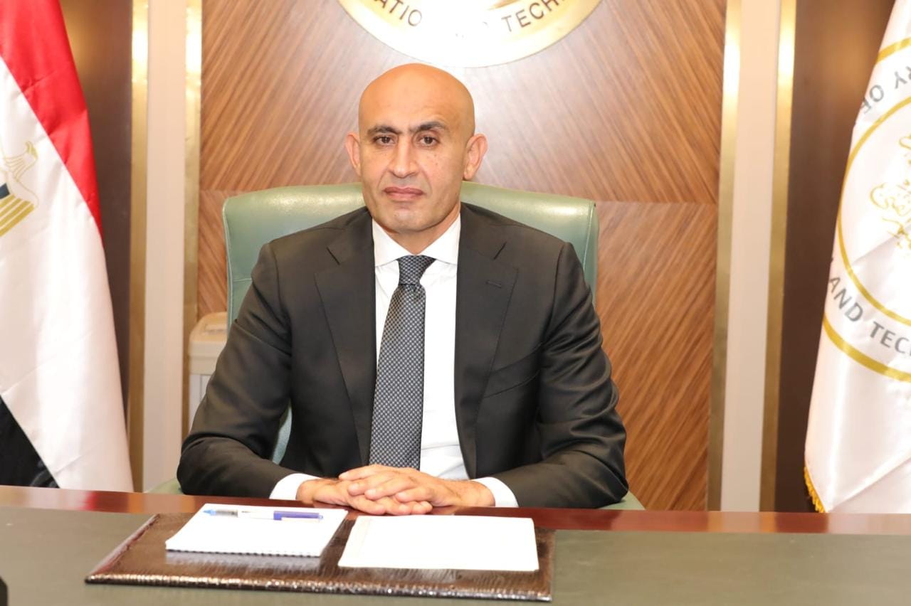 محمد عبداللطيف وزير التربية والتعليم