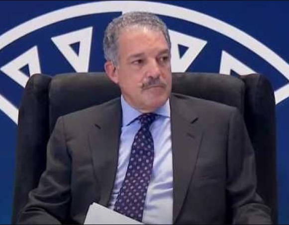 عادل عبد اللطيف