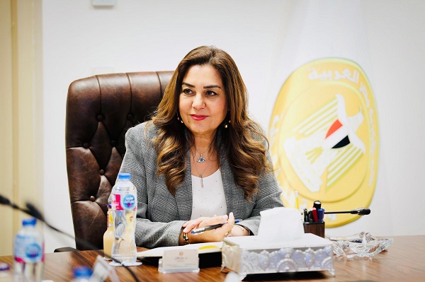 الدكتورة منال عوض 