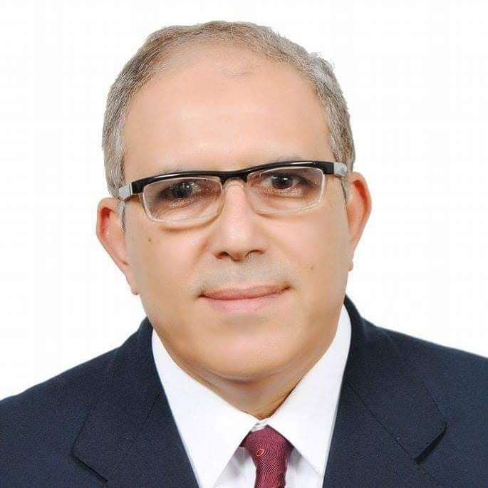 الدكتور عاطف مرسي- عميد طب بني سويف  