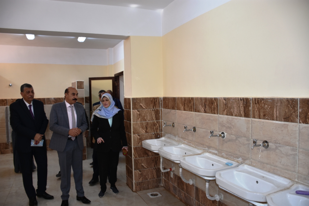 محافظ أسوان يستهل إفتتاح المشروعات بمناسبة العيد القومى ب إفتتاح مدرسة المنار الرسمية للغات بتكلفة 8.5 مليون جنيه
