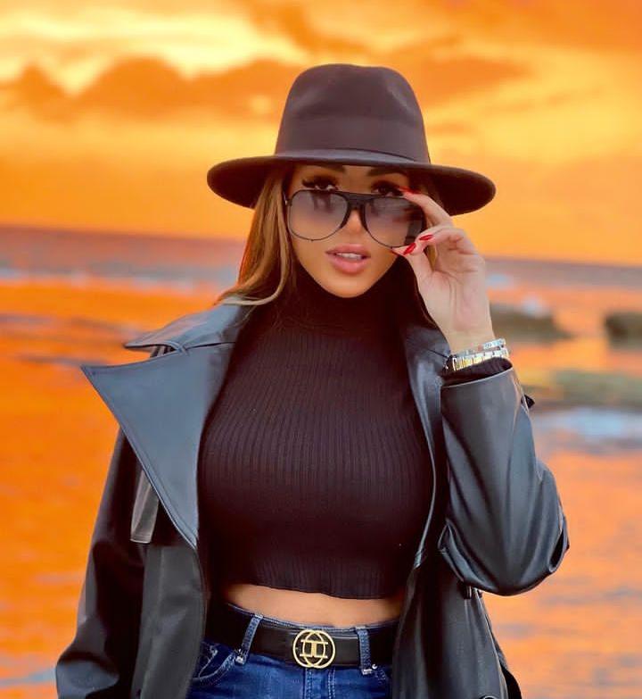طبيعة ساحرة.. أحدث ظهور لـ سارة سلامه مع غروب الشمس
